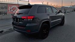 جیپ گراند شیرۆکی